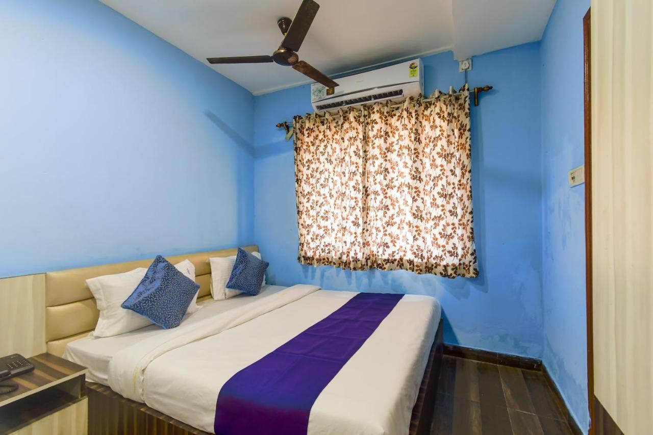 Hotel Blue Abedin Calcutta Eksteriør billede