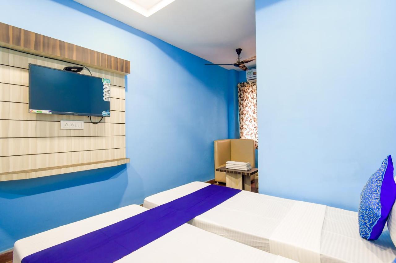 Hotel Blue Abedin Calcutta Eksteriør billede