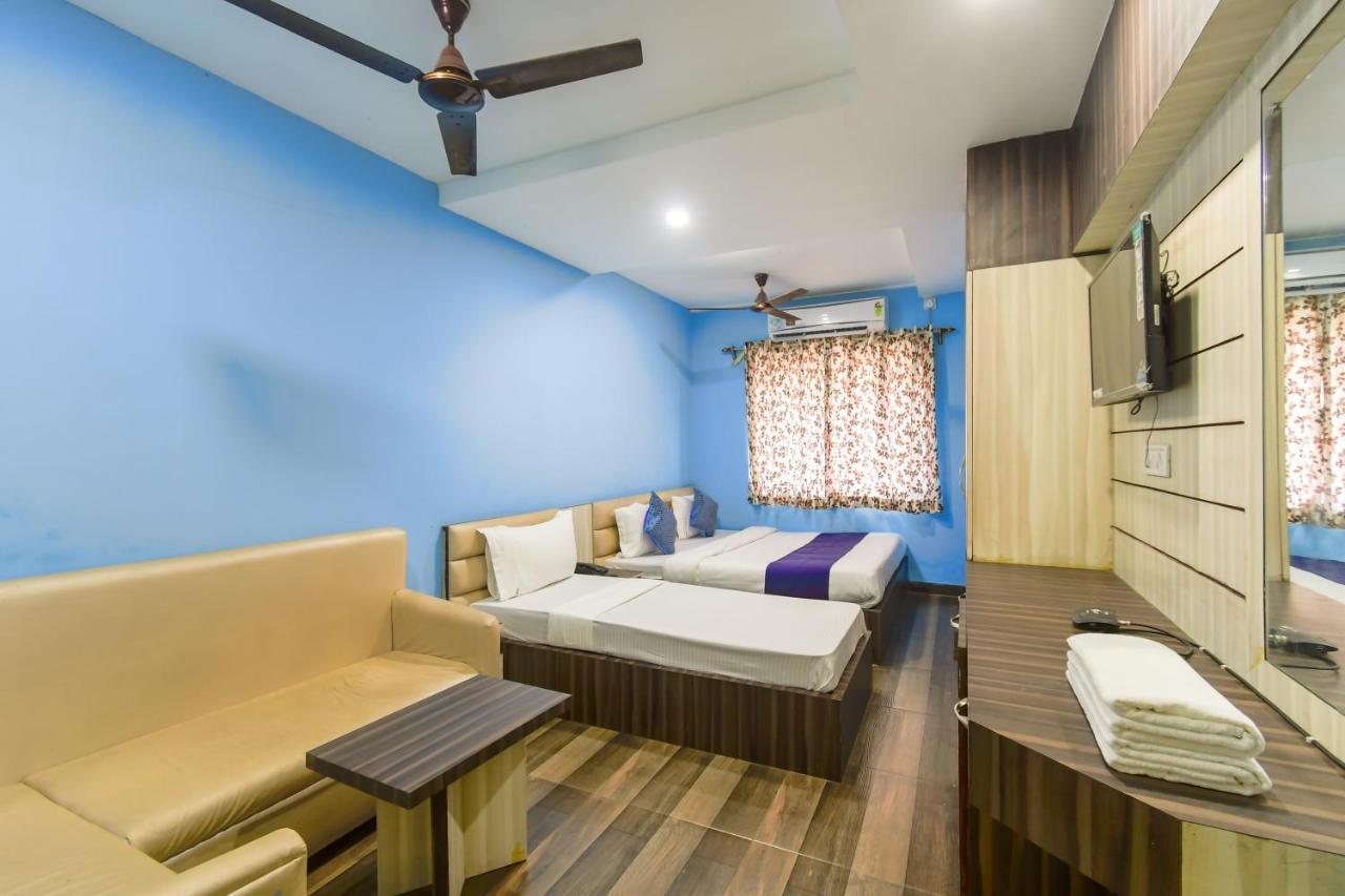 Hotel Blue Abedin Calcutta Eksteriør billede
