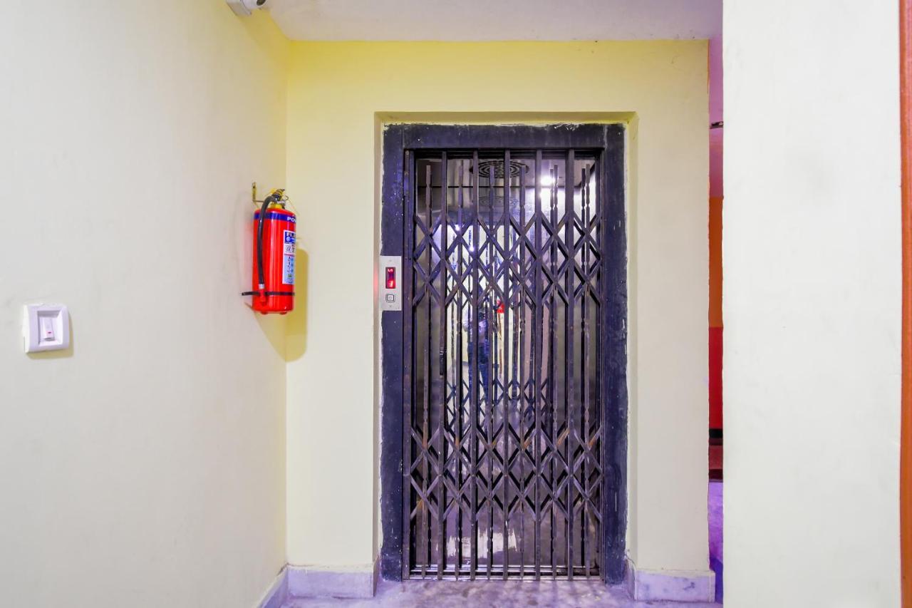 Hotel Blue Abedin Calcutta Eksteriør billede